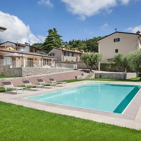Chiara 1- In Con Piscina Villa Cavaion Veronese